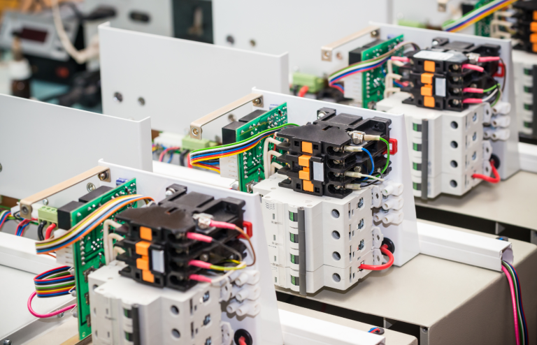 AIR CIRCUIT BREAKER REPAIRING